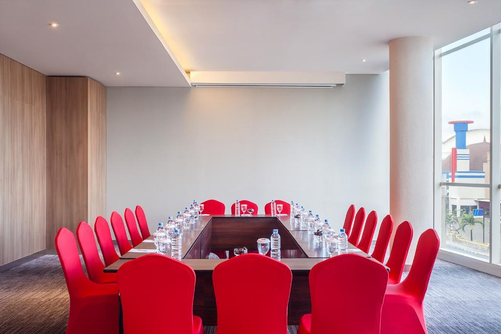 Ibis Manado City Center Boulevard Zewnętrze zdjęcie