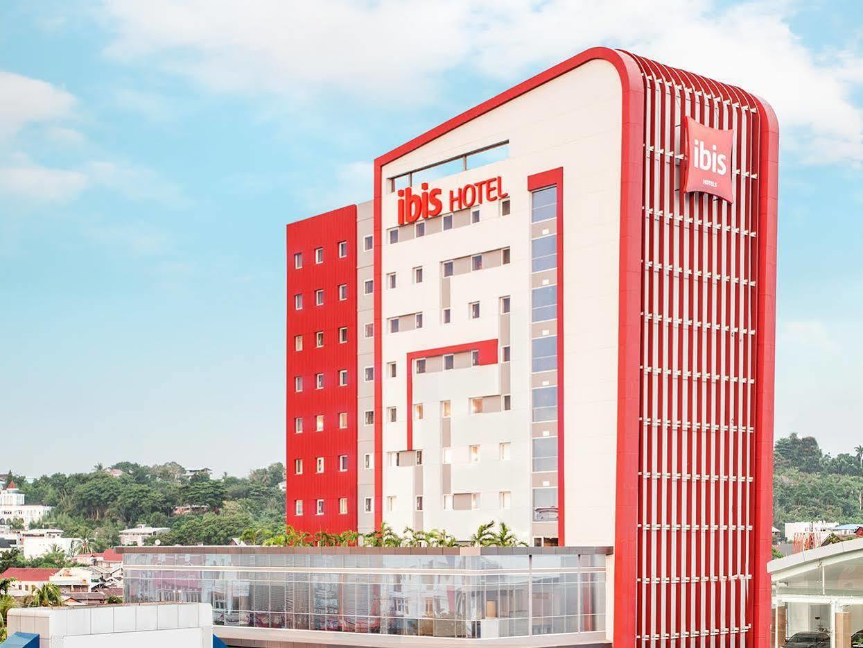Ibis Manado City Center Boulevard Zewnętrze zdjęcie